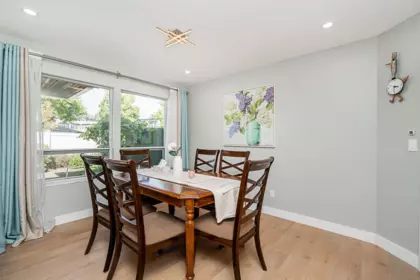 Breakfast Nook Photo of 118 15121 19 Avenue, Surrey, BC