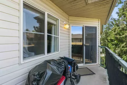 Hallway Photo of 405 2435 Center Street, Abbotsford, BC