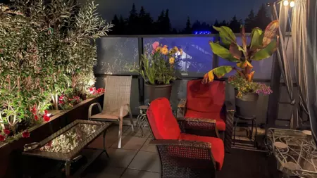 Backyard Photo of 401 6688 120 Street, Surrey, BC