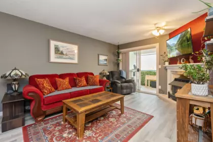 Garden / Landscaping Photo of 302 9006 Edward Street, Chilliwack, BC