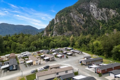 Hot Tub / Spa Photo of 29 59060 Lougheed Highway, Agassiz, BC