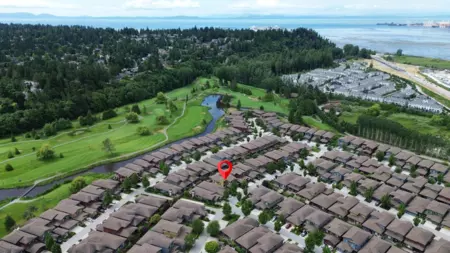 Front Yard Photo of 4988 Willow Springs Avenue, Delta, BC