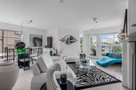 206 15290 18th Avenue, Surrey, BC