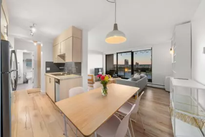Dining Area Photo of 1207 1330 Harwood Street, Vancouver, BC