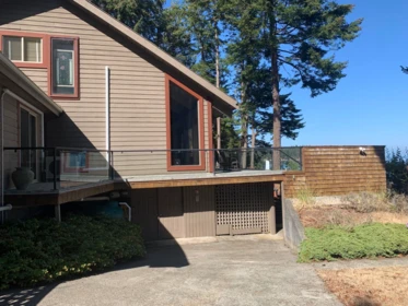 Kitchen Photo of 574 Arbutus Drive, Mayne Island, BC