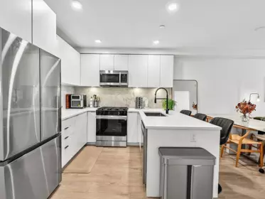 Dining Area Photo of 421 13238 105 Avenue, Surrey, BC