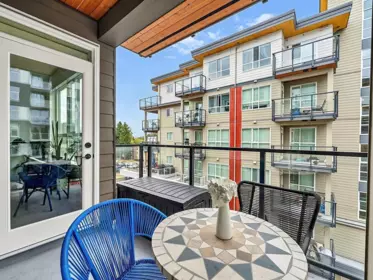 Office / Den Photo of 421 13238 105 Avenue, Surrey, BC