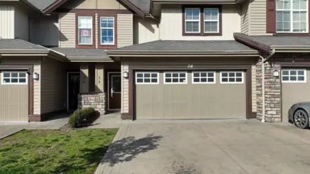 38 6577 Southdowne Place, Chilliwack, BC, Chilliwack — Townhouse for sale