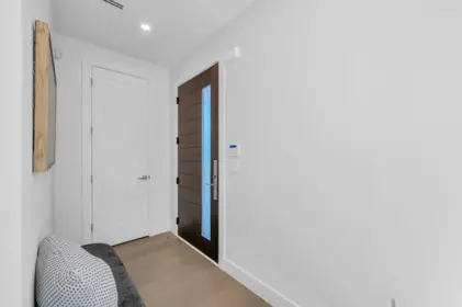 1 3034 E 5th Avenue, Vancouver, BC, Vancouver — Half Duplex for sale