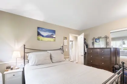 5578 Broadway, Burnaby, BC, Burnaby — Townhouse for sale