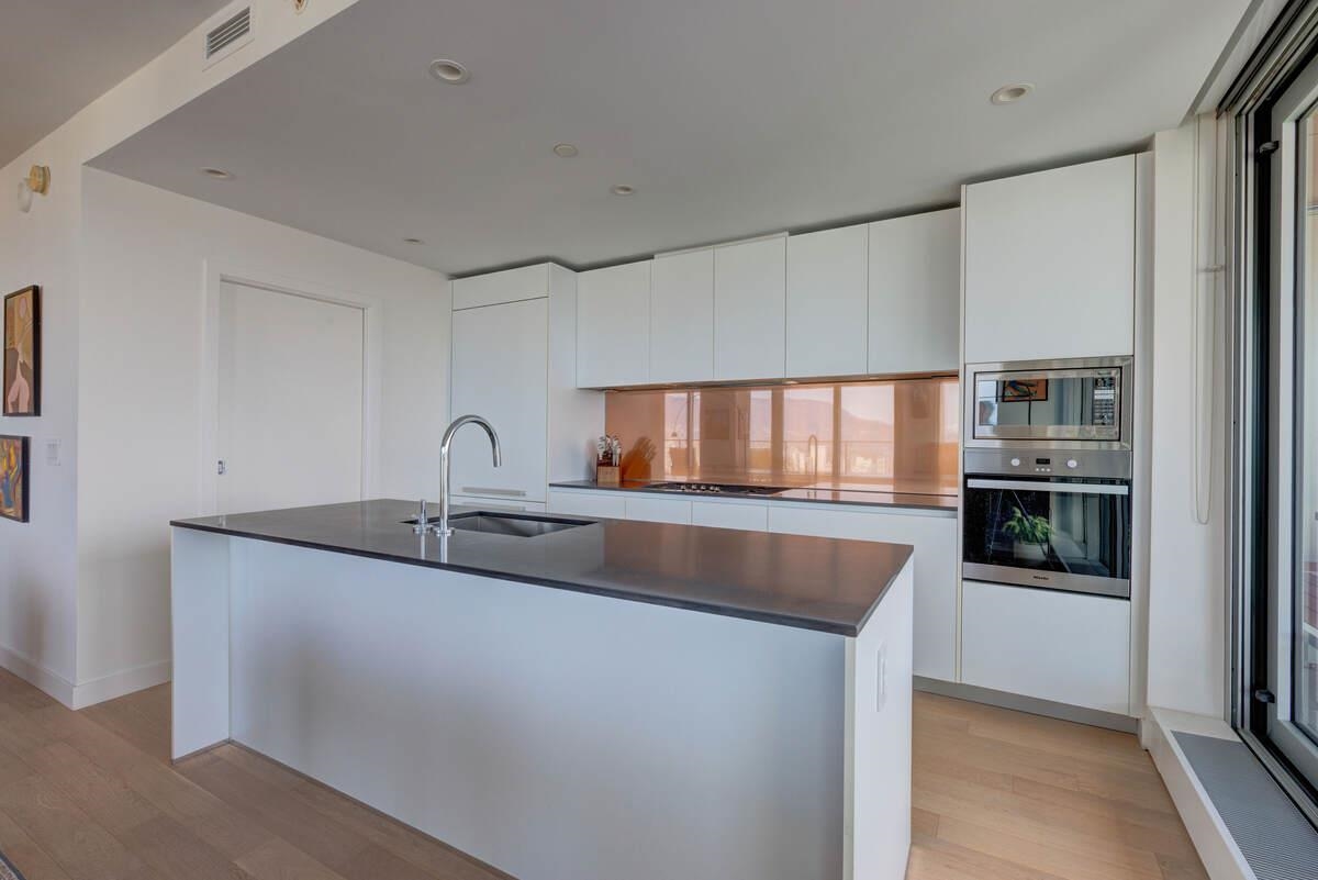 Fitness Center Photo Near 3703 1480 Howe Street, Vancouver, BC