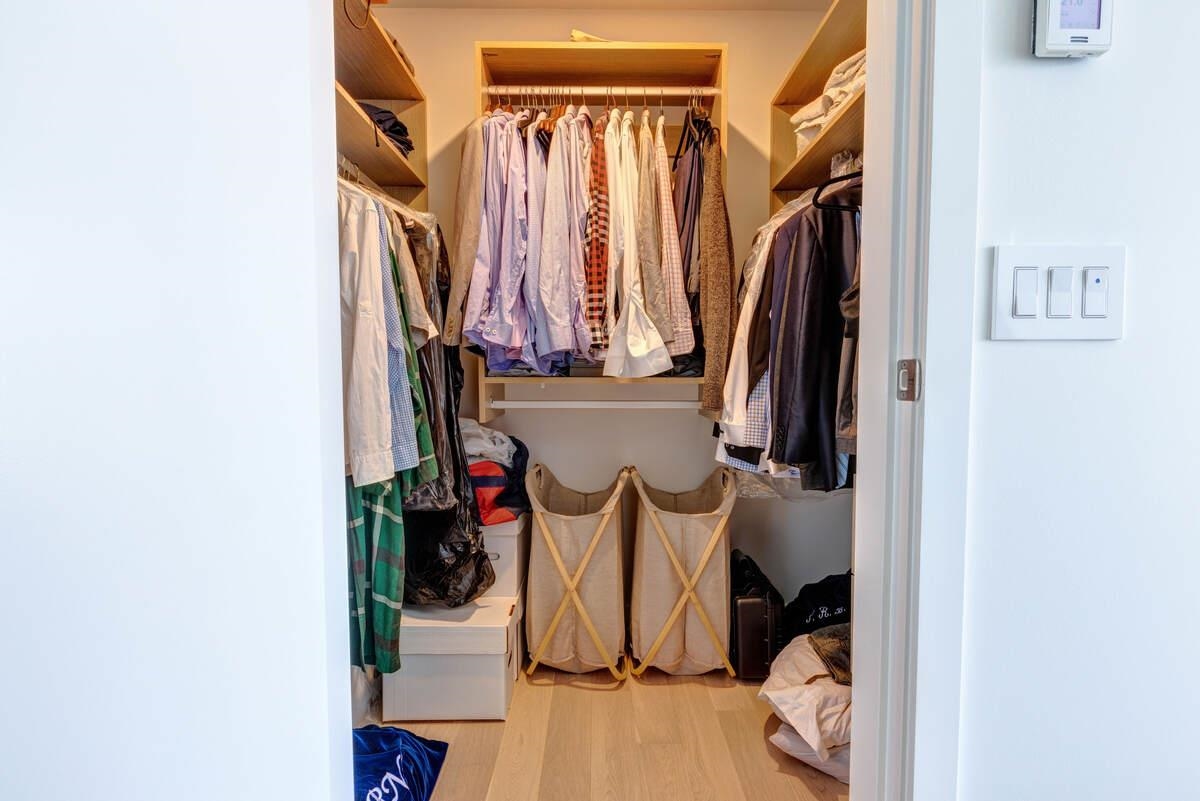 Front Yard Photo of 3703 1480 Howe Street, Vancouver, BC