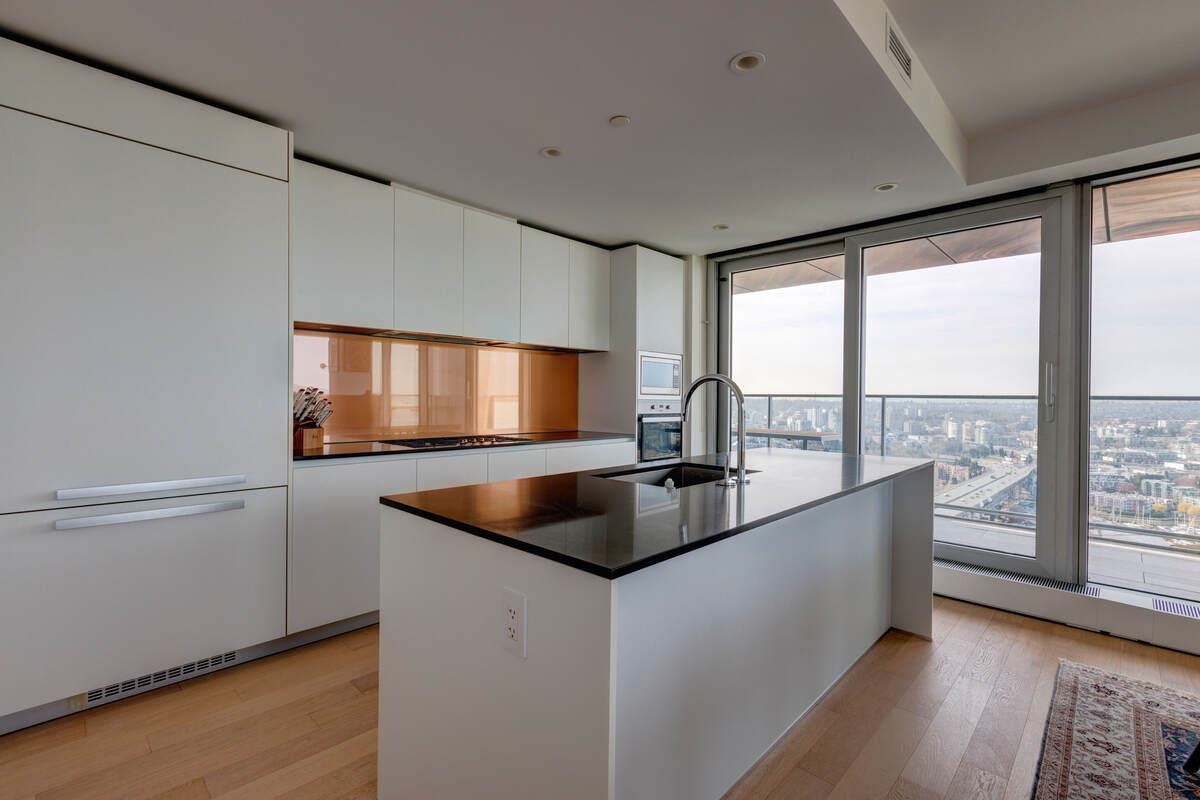 Playground / Recreational Area Near 3703 1480 Howe Street, Vancouver, BC