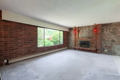 40321 Garibaldi Way, Squamish, BC, Squamish — Single Family Residence for sale