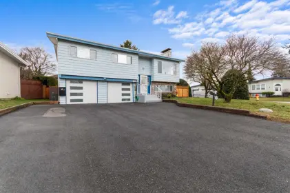45295 Stirling Avenue, Chilliwack, BC, Chilliwack — Single Family Residence for sale