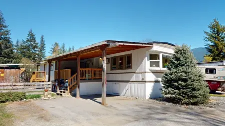 107 40157 Government Road, Squamish, BC, Squamish — Manufactured Home for sale