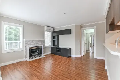411 6359 198 Street, Langley, BC, Langley — Apartment/Condo for sale