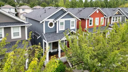 24211 102a Avenue, Maple Ridge, BC, Maple ridge — Single Family Residence for sale