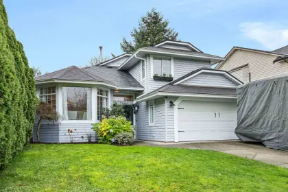 21092 92b Avenue, Langley, BC, Langley — Single Family Residence for sale
