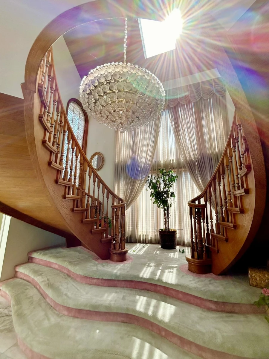 Kitchen Island Photo of 8351 Sunnywood Drive, Richmond, BC