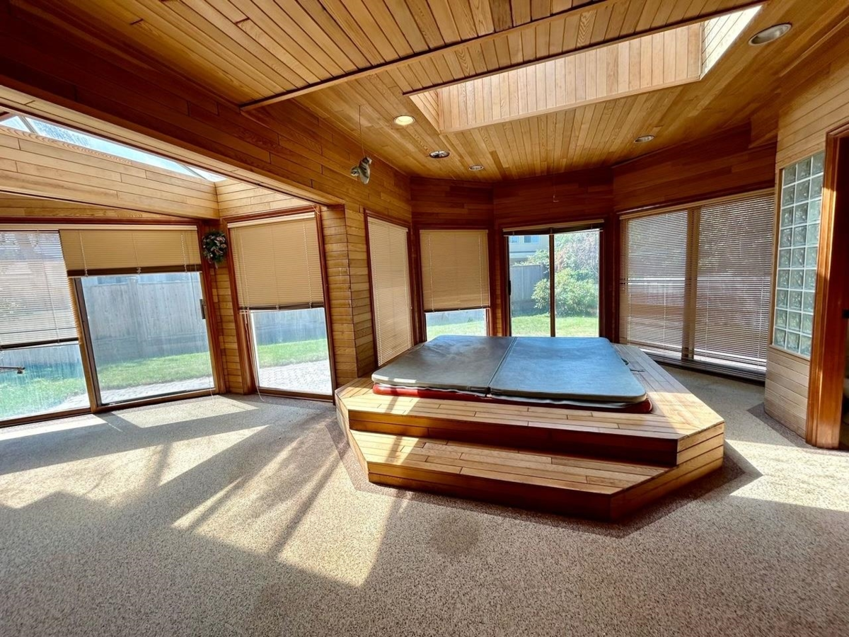 Primary Bedroom Photo of 8351 Sunnywood Drive, Richmond, BC