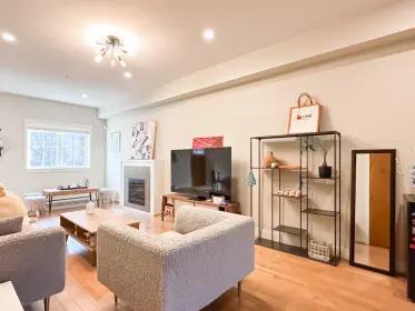 6129 Oak Street, Vancouver, BC, Vancouver — Townhouse for sale