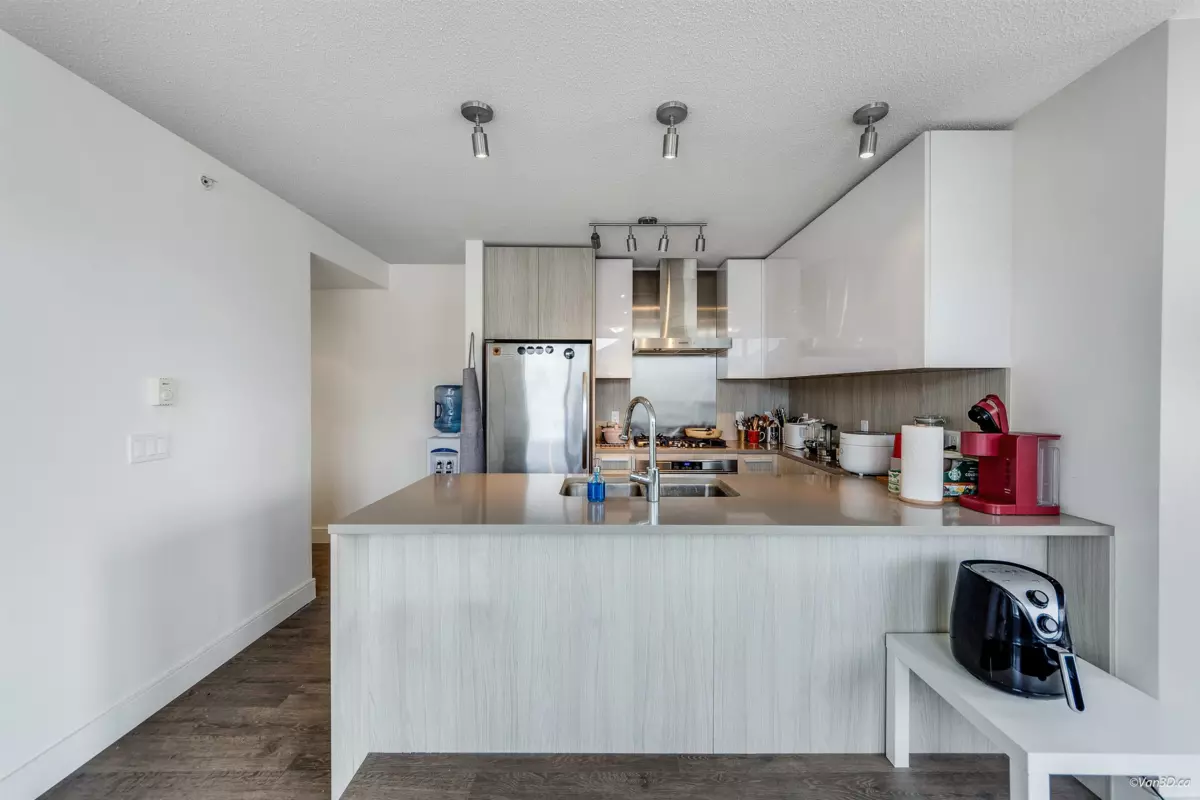 Kitchen Island Photo of 2208 3007 Glen Drive, Coquitlam, BC