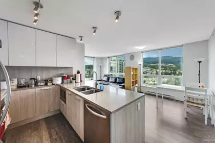 Breakfast Nook Photo of 2208 3007 Glen Drive, Coquitlam, BC
