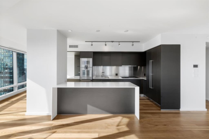 Breakfast Nook Photo of 4106 1151 W Georgia Street, Vancouver, BC