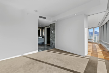 Primary Bathroom Photo of 4106 1151 W Georgia Street, Vancouver, BC