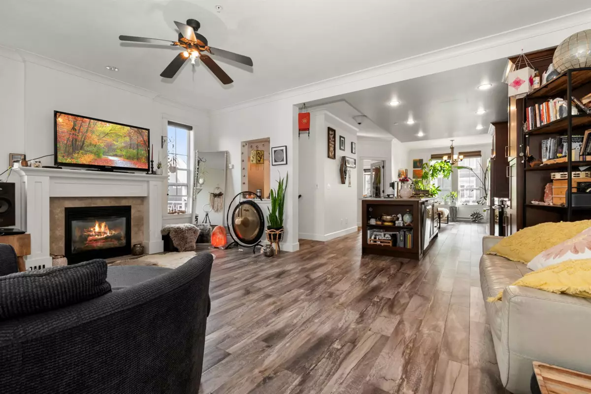 Bedroom 3 Photo of 43 45290 Soowahlie Crescent, Chilliwack, BC