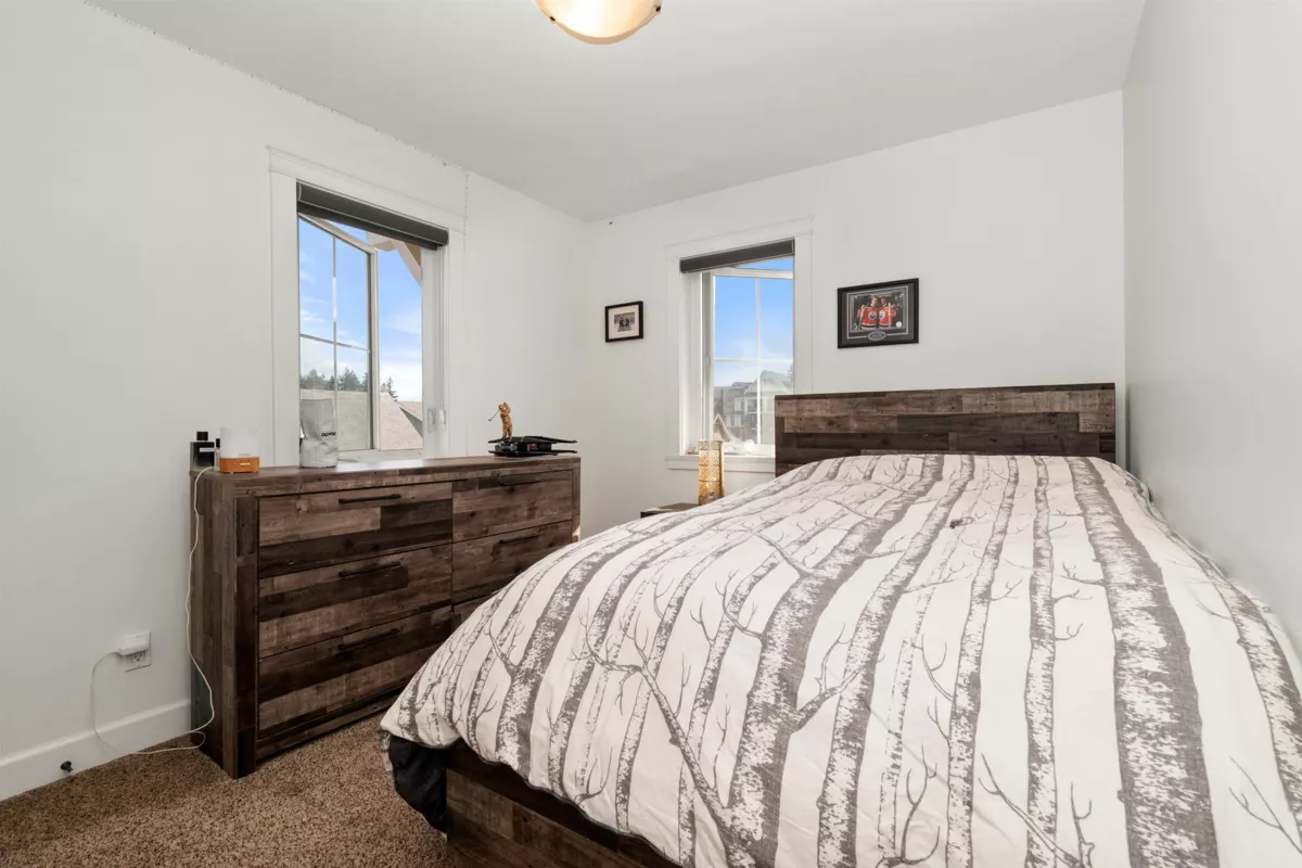 Entry Foyer Photo of 43 45290 Soowahlie Crescent, Chilliwack, BC