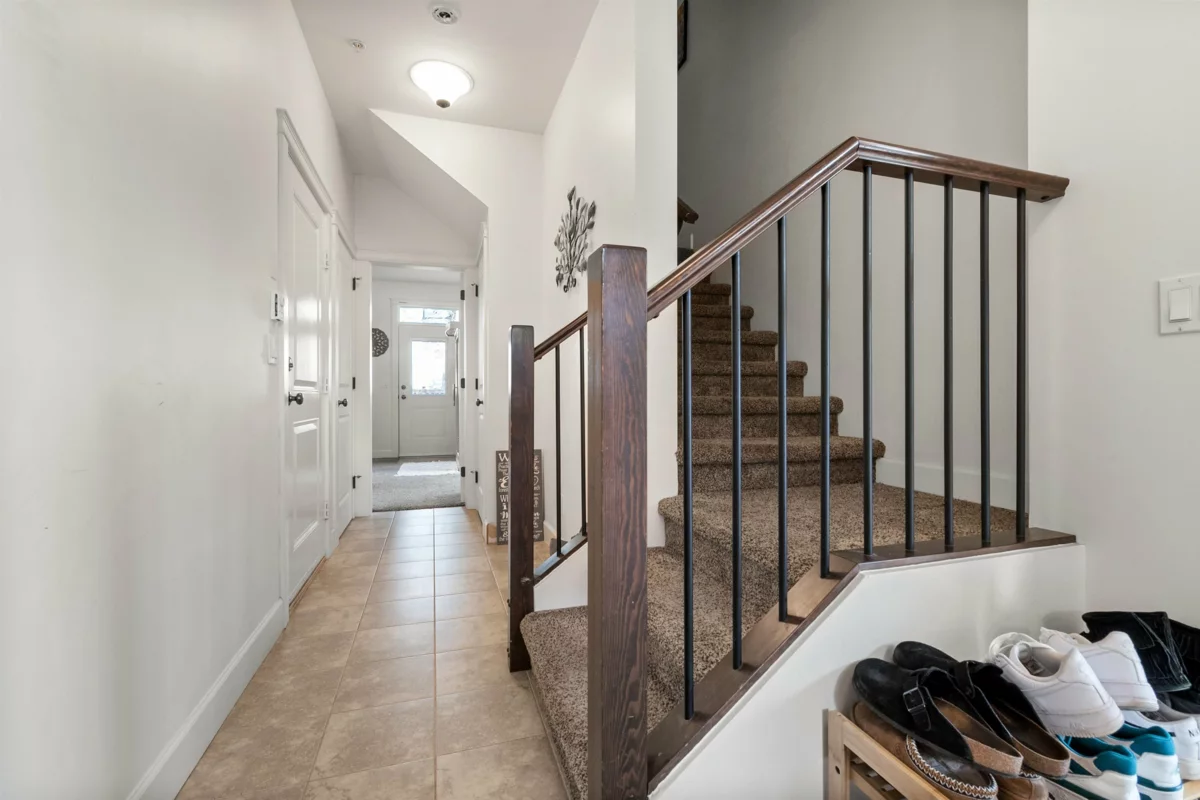 Kitchen Photo of 43 45290 Soowahlie Crescent, Chilliwack, BC