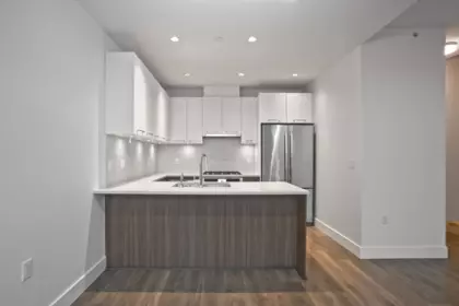 4 8598 River District Crossing, Vancouver, BC, Vancouver — Townhouse for sale