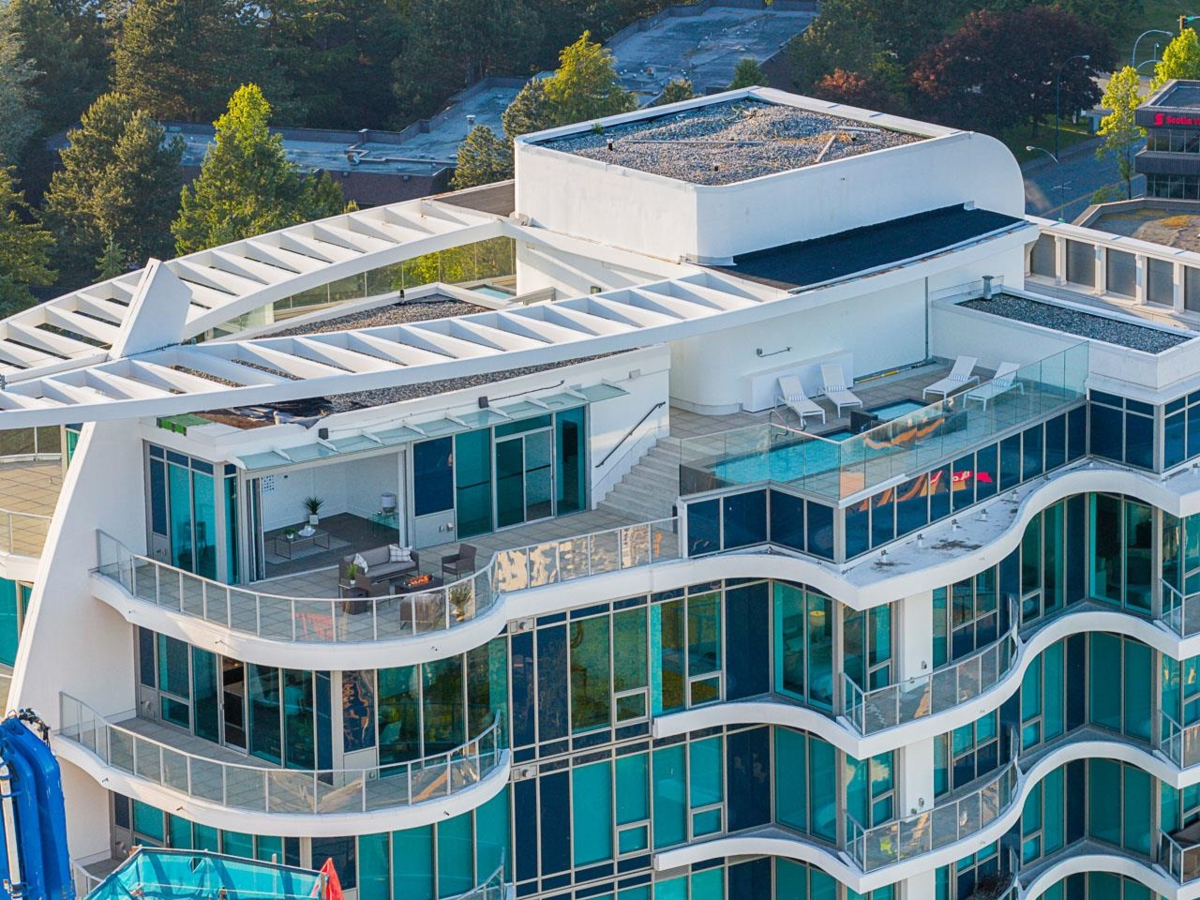 Exterior Rear Photo of PH 2 1501 Foster Street, White Rock, BC