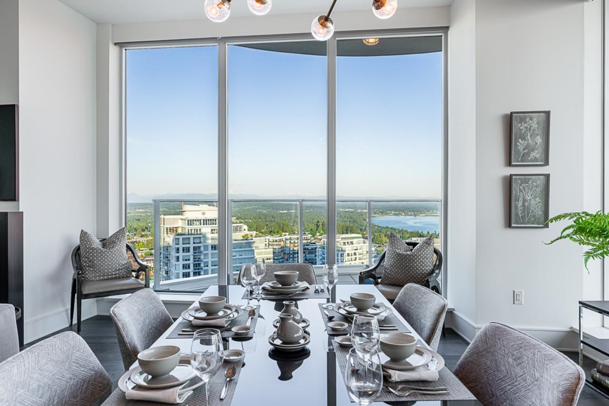 Primary Bathroom Photo of PH 2 1501 Foster Street, White Rock, BC