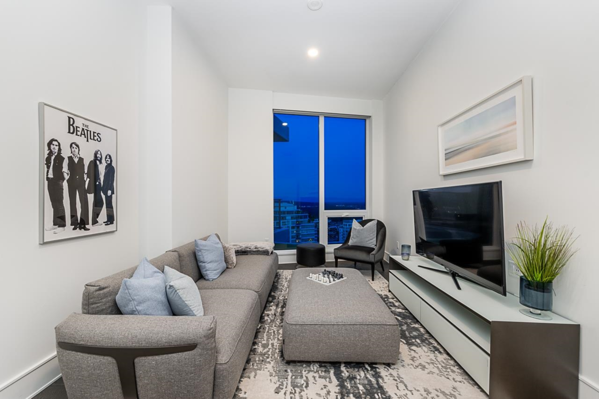 Staircase Photo of PH 2 1501 Foster Street, White Rock, BC