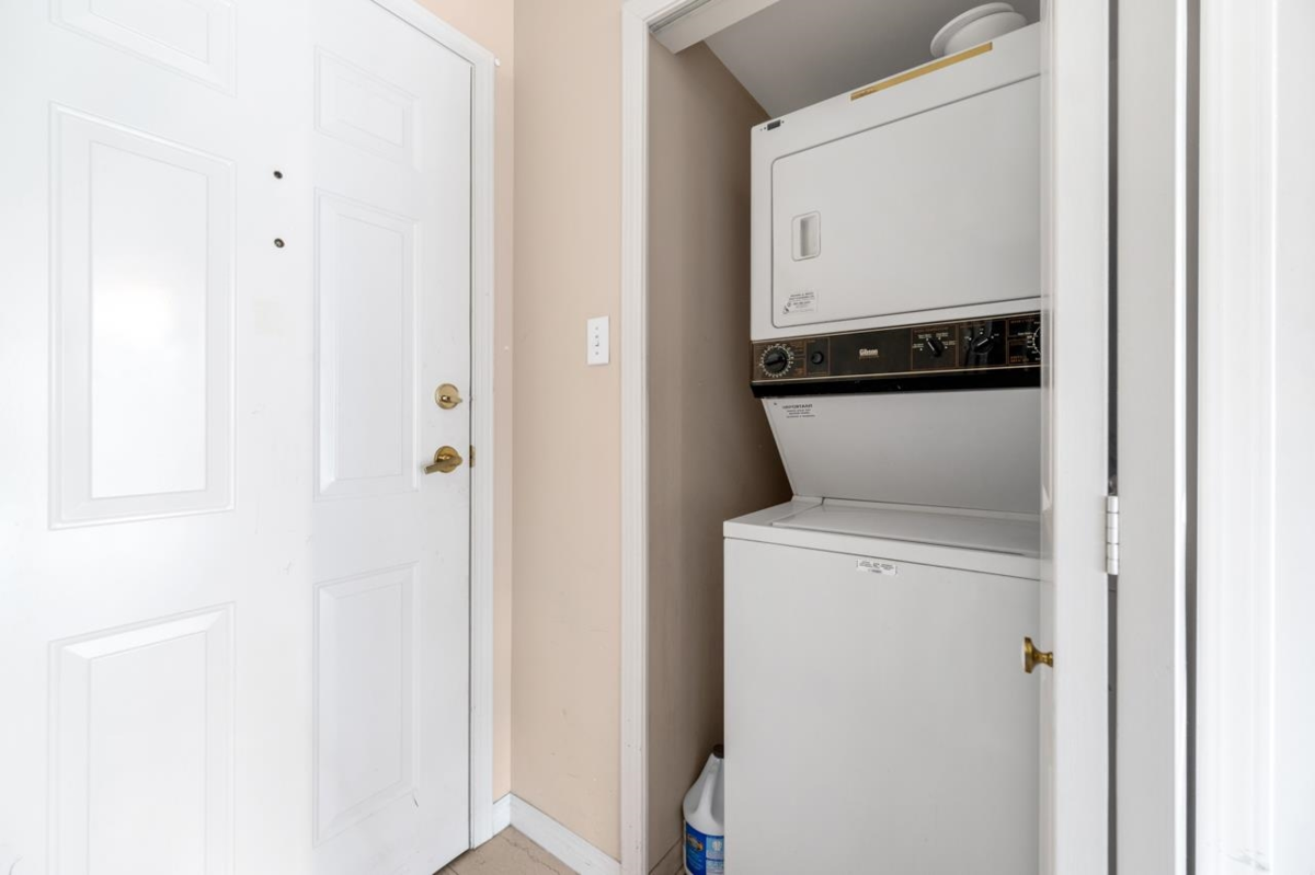Pantry Photo of 505 6188 Patterson Avenue, Burnaby, BC