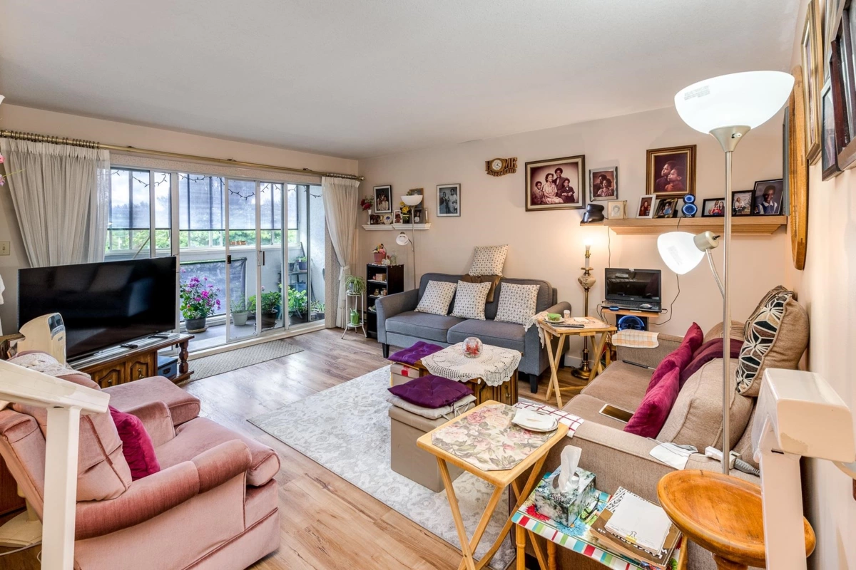 Family Room Photo of 5 32390 Fletcher Avenue, Mission, BC