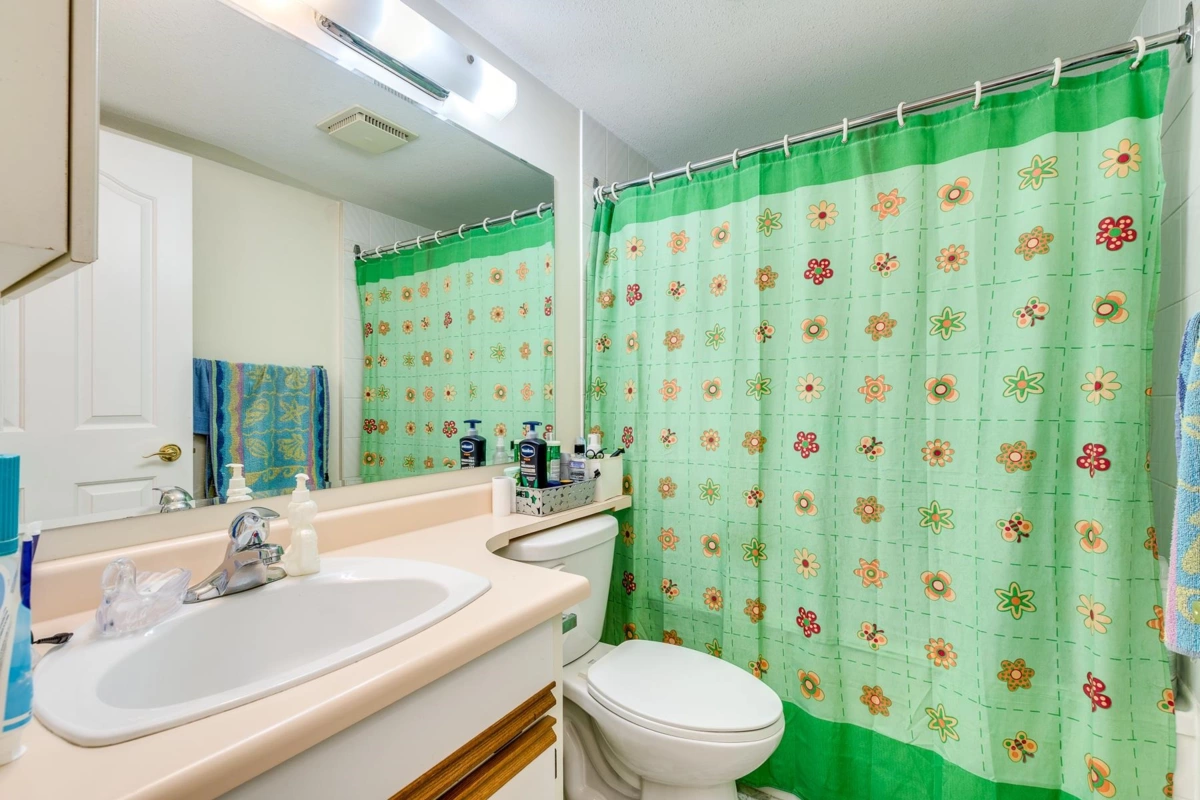 Mudroom Photo of 5 32390 Fletcher Avenue, Mission, BC