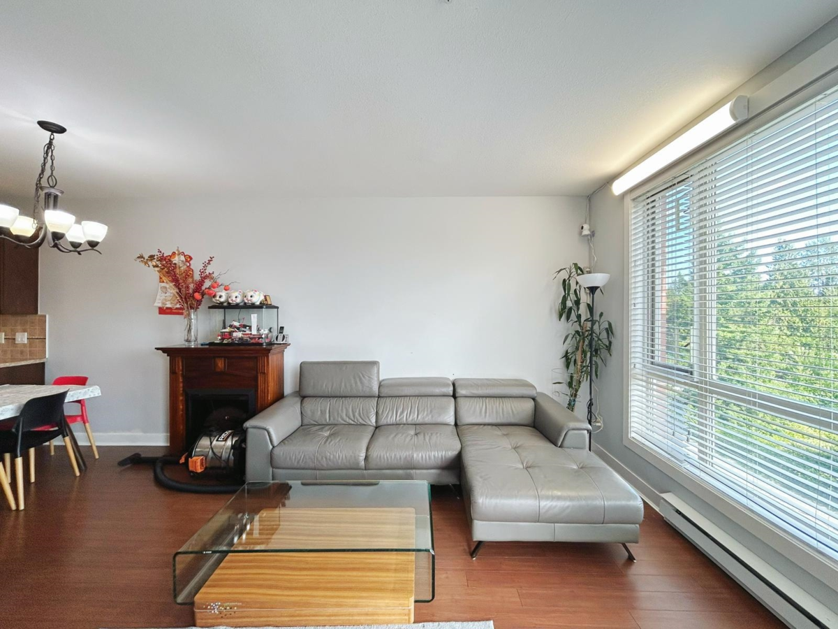 Bedroom 3 Photo of 506 14333 104 Avenue, Surrey, BC