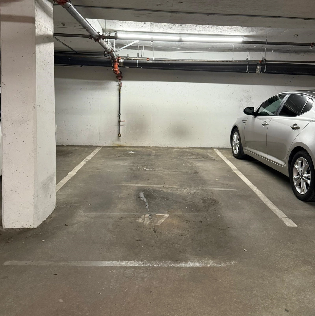 Entry Foyer Photo of 506 14333 104 Avenue, Surrey, BC