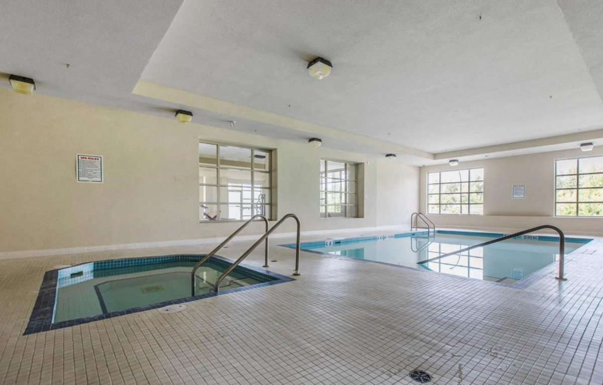 Garage Interior Photo of 506 14333 104 Avenue, Surrey, BC