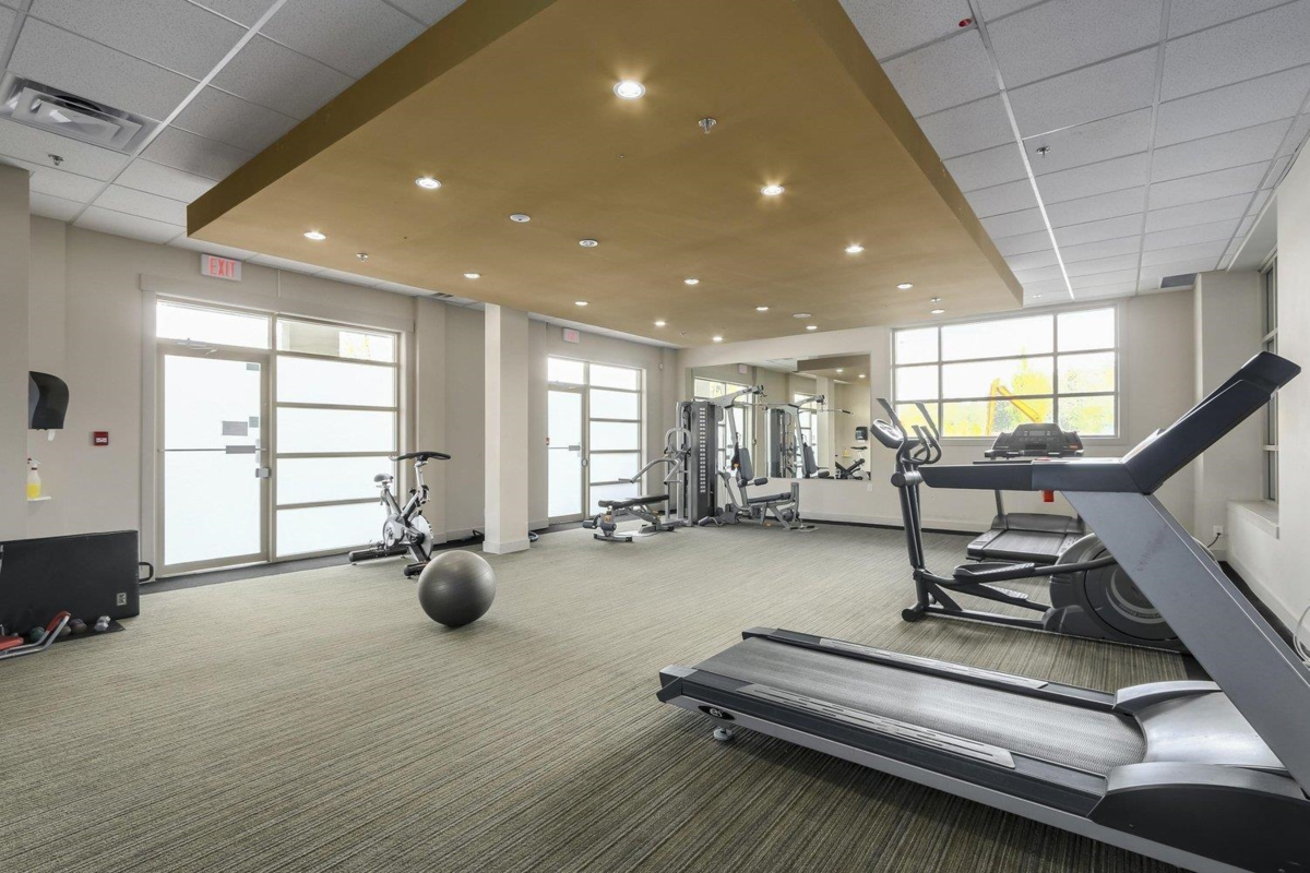 Staircase Photo of 506 14333 104 Avenue, Surrey, BC