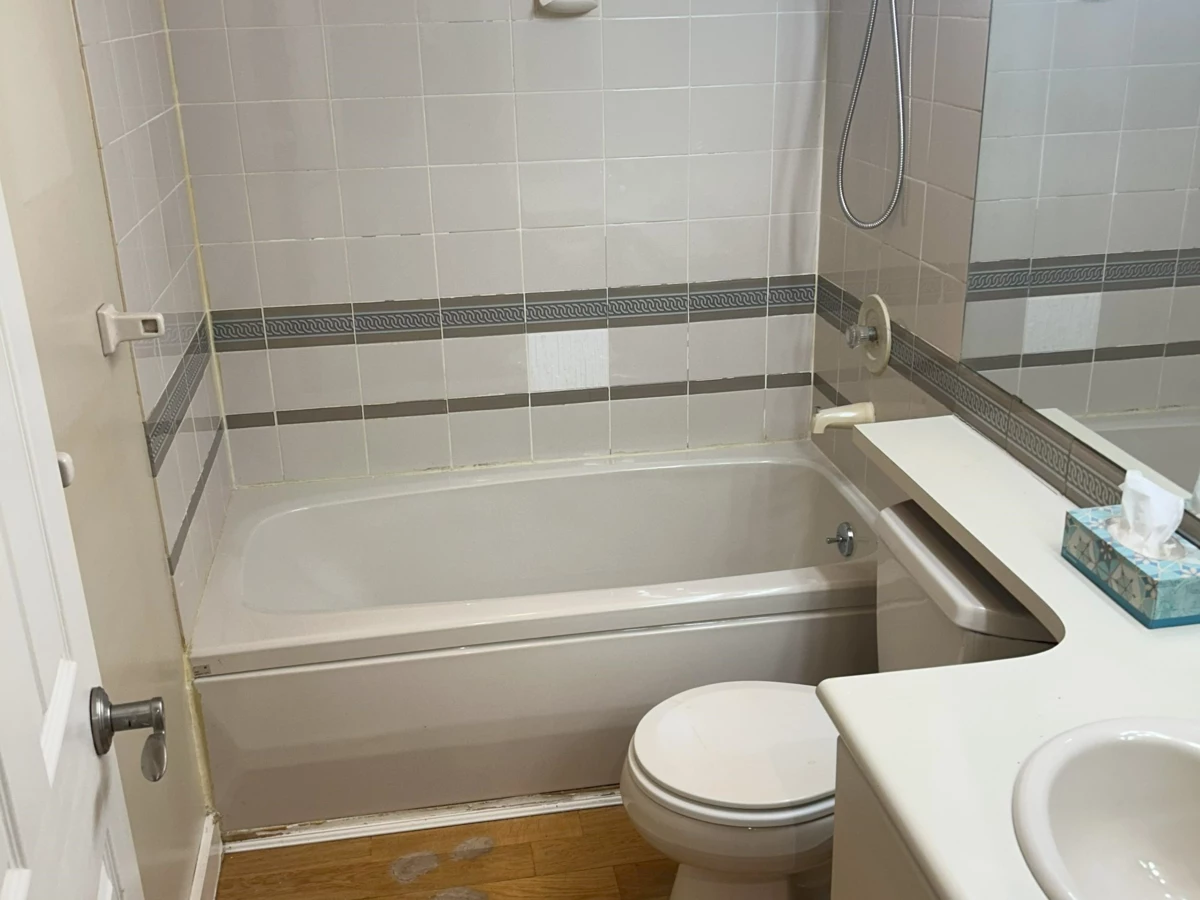 Walk-In Closet Photo of 904 1331 Homer Street, Vancouver, BC