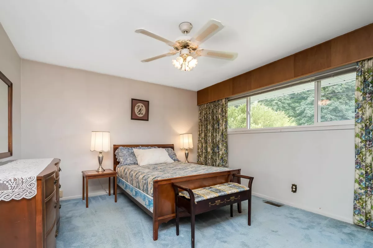 Hallway Photo of 2084 Hollyberry Court, Abbotsford, BC