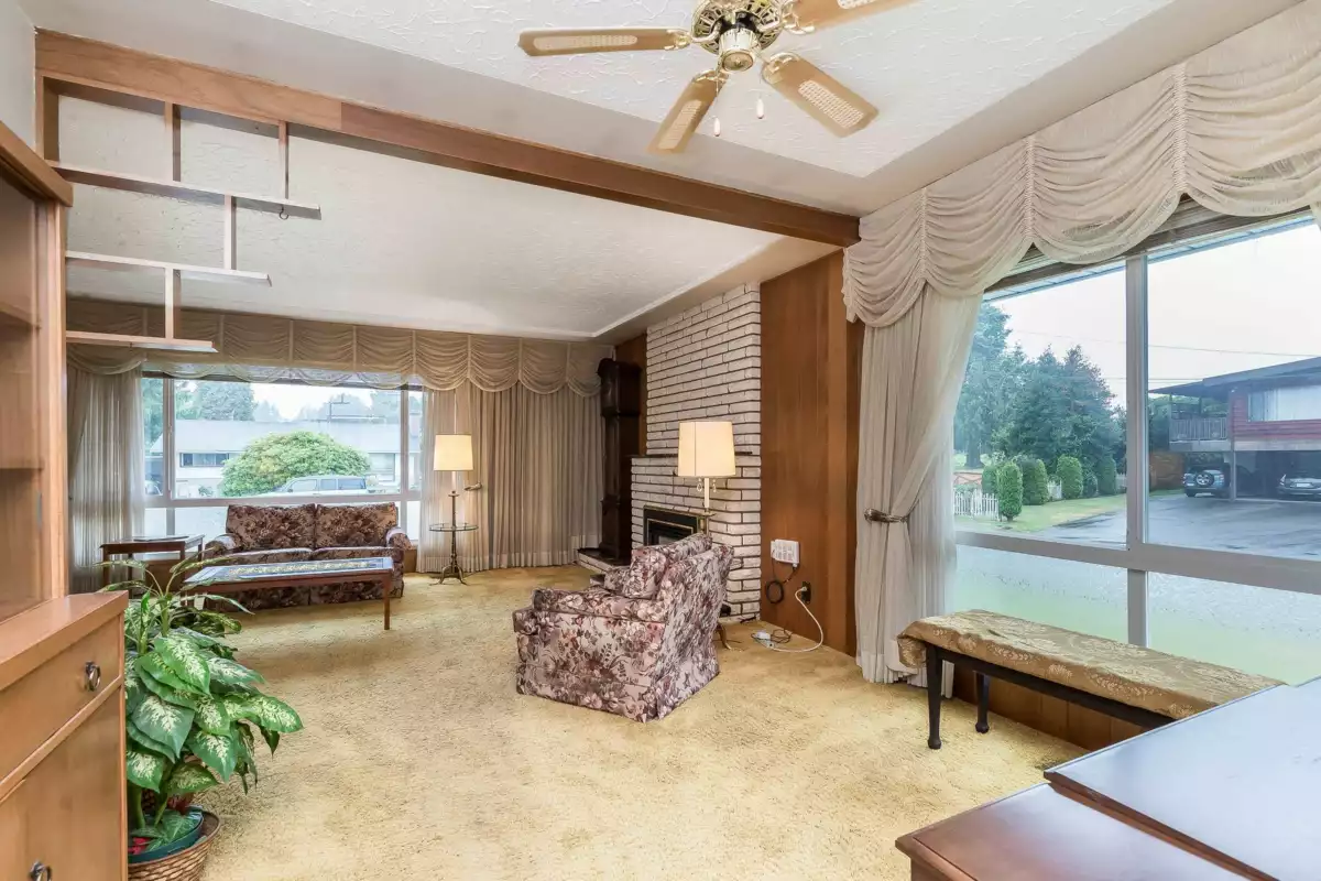 Primary Bathroom Photo of 2084 Hollyberry Court, Abbotsford, BC