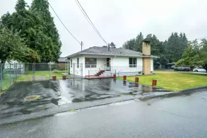 2084 Hollyberry Court, Abbotsford, BC, Abbotsford — Single Family Residence for sale