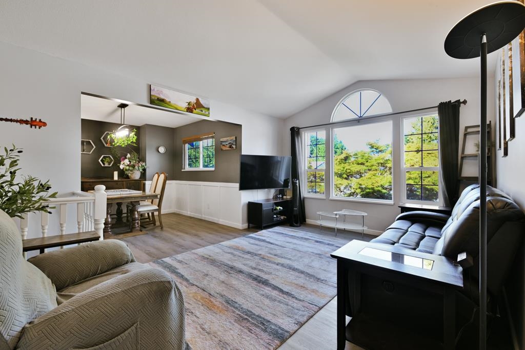 Living Room Photo of 8531 Mcewen Terrace, Mission, BC