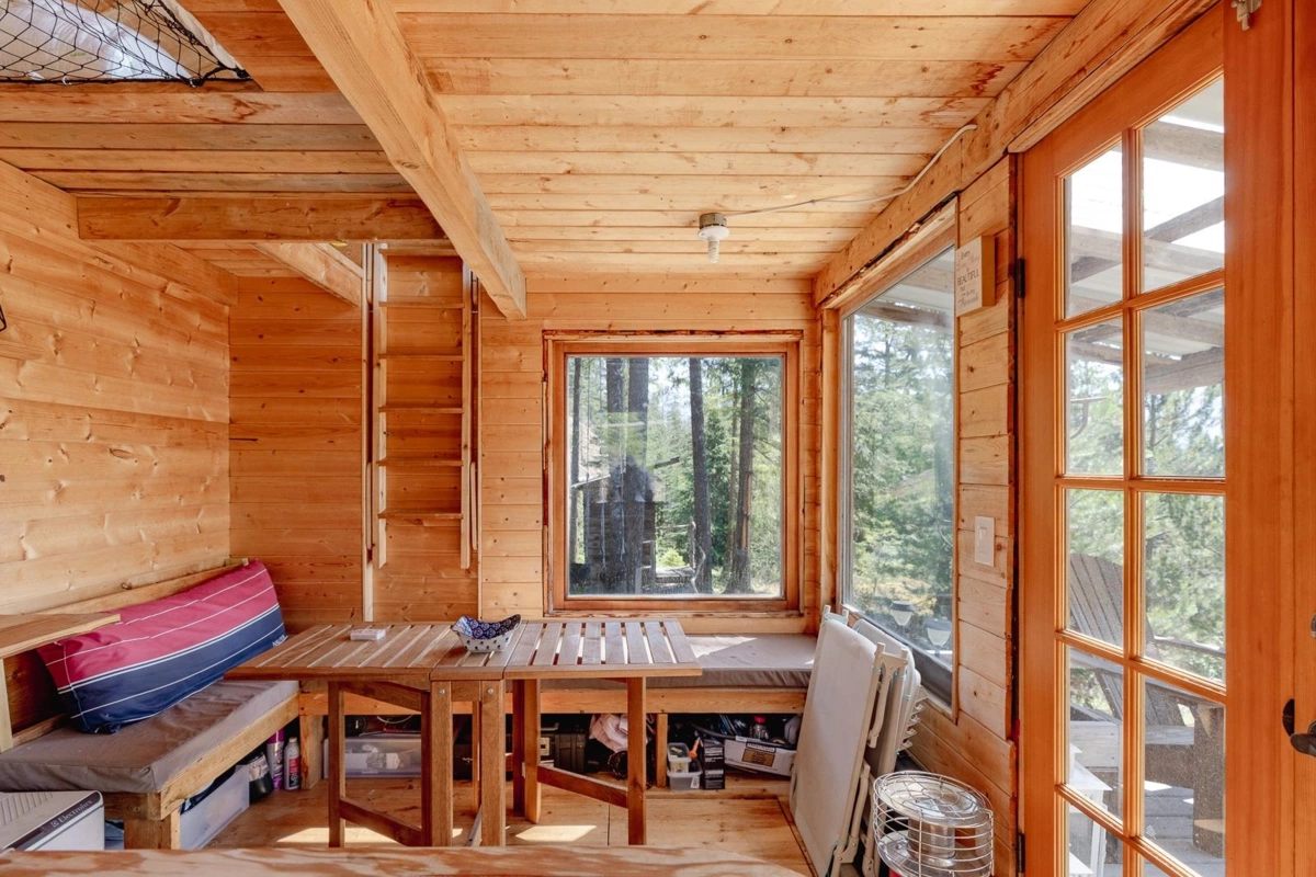 Breakfast Nook Photo of Lot 33 Fircom Plateau, Gambier Island, BC